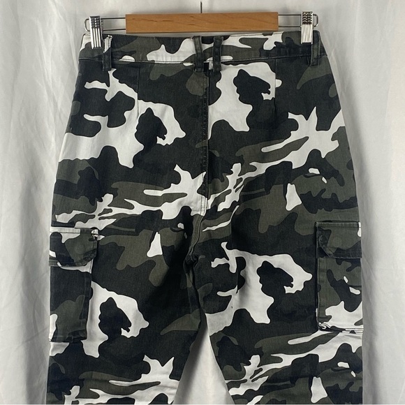 American Bazi Women’s Camouflage Cargo Joggers Pants Size Large - Picture 14 of 16